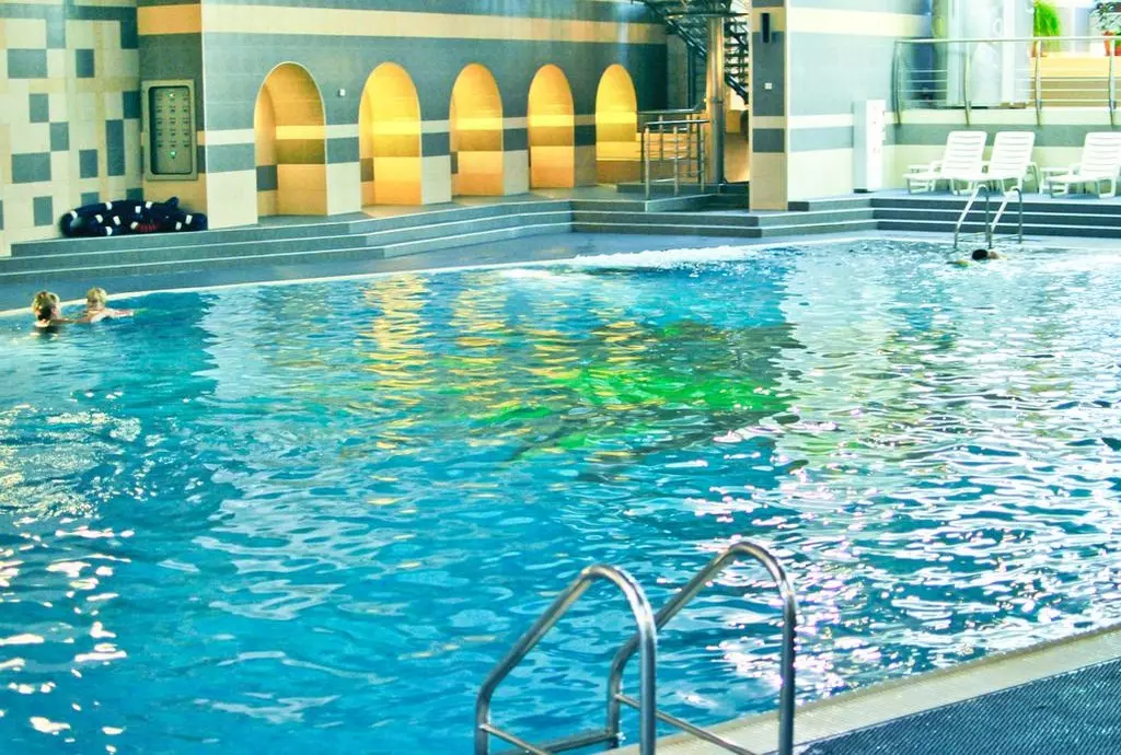 hotel cosmos club moscow_shabavizparvaz_13.jpg